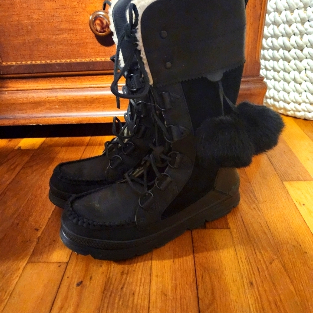 Manitobah waterproof pacific boot